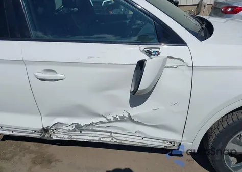 2020 Audi Q5 Premium 45 Tfsi Quattro S Tronic z USA, uszkodzony, nr VIN WA1ANAFY7L2111477